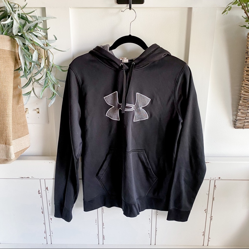 Black under armour hoodie